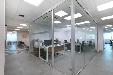 1273m² Commercial property à Limassol, Cyprus No. 106331 2