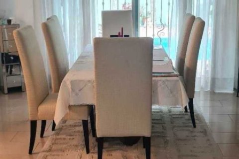 4 chambres House à Germasogeia, Cyprus No. 30759 3