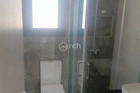 3 bedrooms Apartment in Limassol, Cyprus No. 33334 12