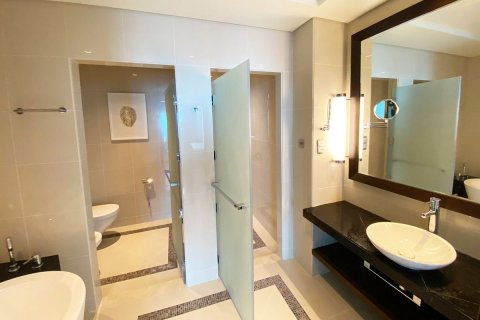 2 dormitorios Apartment en Al Mokattam, Vietnam No. 5907 9