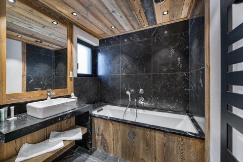 5 dormitorios House en Val-d'Isere, France No. 99397 15