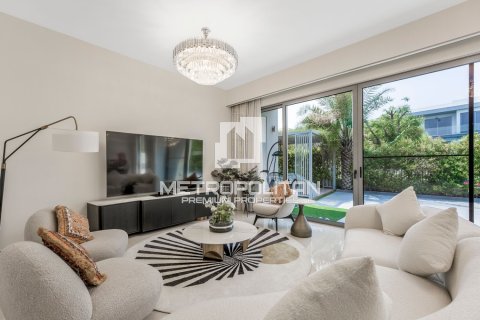 Вилла с 5 спальнями в Long Bien, Вьетнам №9022 20