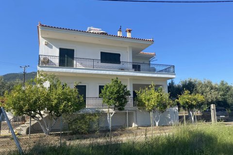 150m² House in Euboea, Greece No. 107388 1