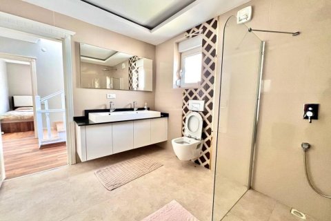 4 rooms Villa in Lien Chieu, Vietnam No. 21446 12