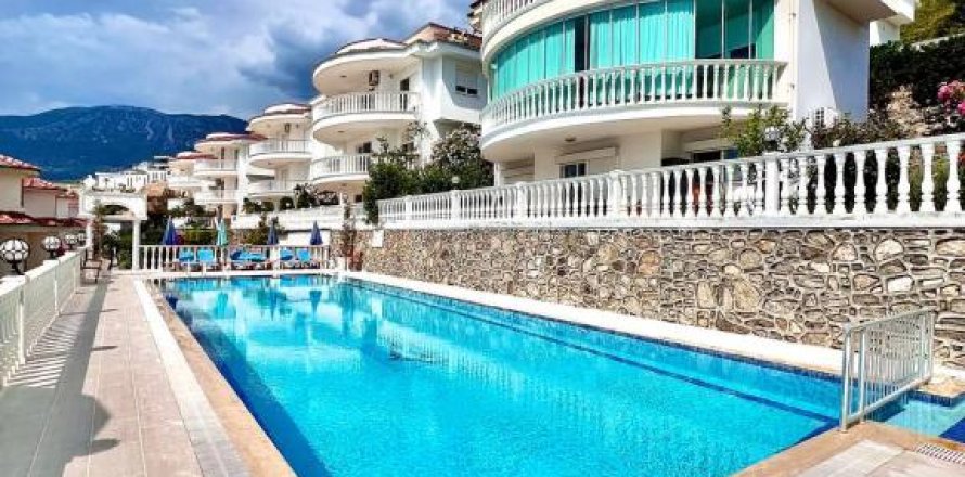 4 rooms Villa in Kargicak, Turkey No. 21446