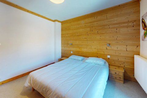 4 bedrooms House in Savoie, France No. 100209 5