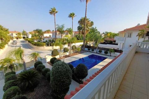 4 chambres House à Pervolia, Cyprus No. 100683 16