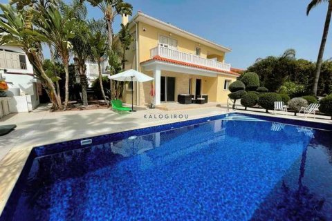 4 chambres House à Pervolia, Cyprus No. 100683 4