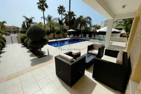4 chambres House à Pervolia, Cyprus No. 100683 5