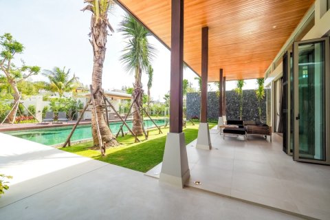 4 bedrooms Villa in Layan Beach, Thailand No. 936 6