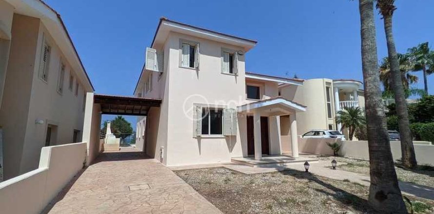 5 bedrooms House in Protaras, Cyprus No. 77143