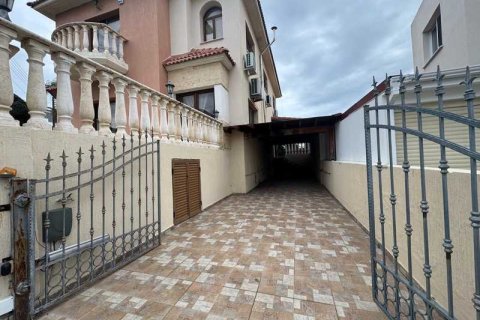 4 chambres House à Kolossi, Cyprus No. 82448 10