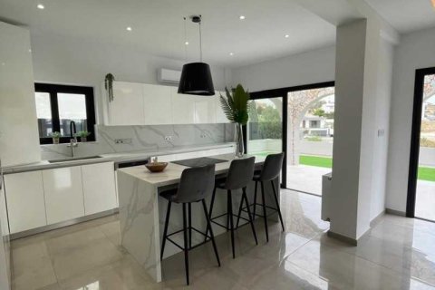 3 chambres House à Episkopi, Cyprus No. 101158 5