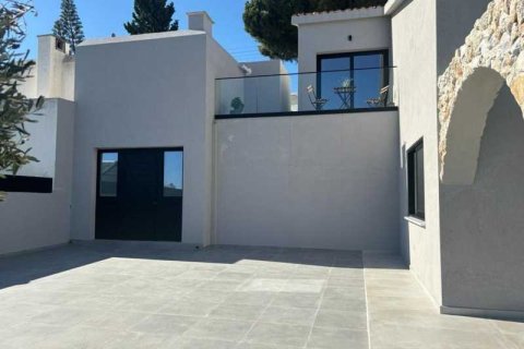 3 chambres House à Episkopi, Cyprus No. 101158 8