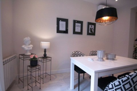 2 dormitorios Apartment en Thanh Son, Vietnam No. 26899 4