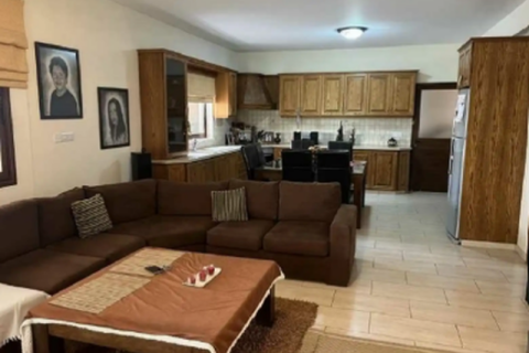 4 bedrooms Villa in Agios Athanasios, Cyprus No. 84450 3