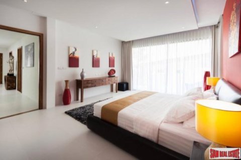 4 bedrooms Villa in Surat Thani, Thailand No. 96586 11