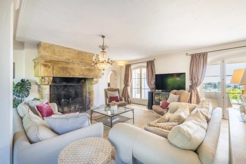 5 bedrooms House in Mougins, France No. 69061 7