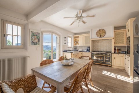 5 bedrooms House in Mougins, France No. 69061 5