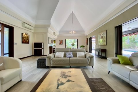 5 bedrooms Villa in Tamarin, Mauritius No. 60975 14