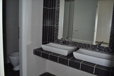 470m² Commercial property en Thermi, Greece No. 59993 4