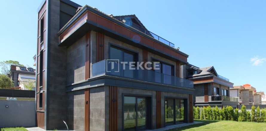 5 bedrooms Villa in Cho Vam, Vietnam No. 14447