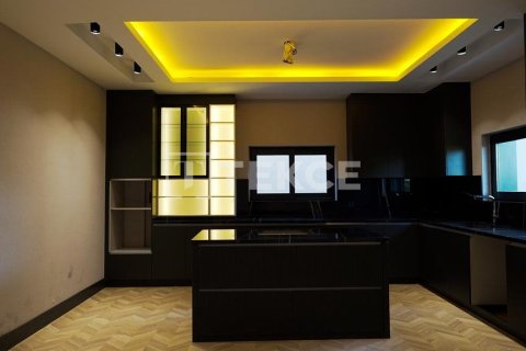 5 bedrooms Villa in Cho Vam, Vietnam No. 14447 8