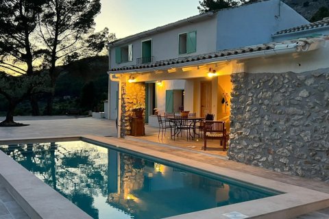 3 bedrooms Villa in Sella, Spain No. 125242