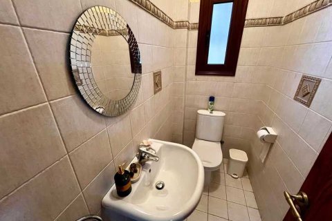 Дом с 5 спальнями в Пила, Кипр №74125 7