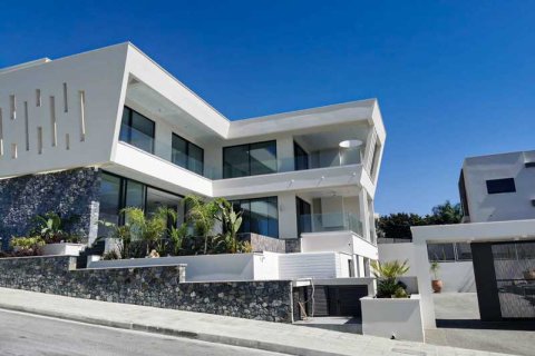 6 dormitorios House en Germasogeia, Cyprus No. 79009 10