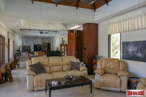 4 bedrooms Villa in Phuket, Thailand No. 97033 7