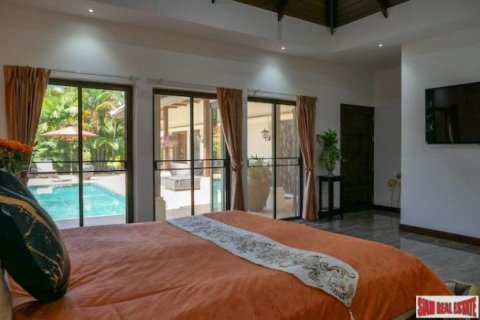 4 bedrooms Villa in Phuket, Thailand No. 97033 18