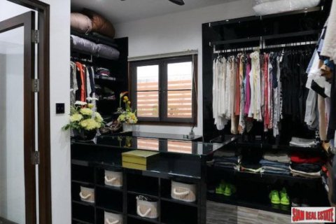 4 bedrooms Villa in Phuket, Thailand No. 97033 19