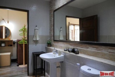 4 bedrooms Villa in Phuket, Thailand No. 97033 14
