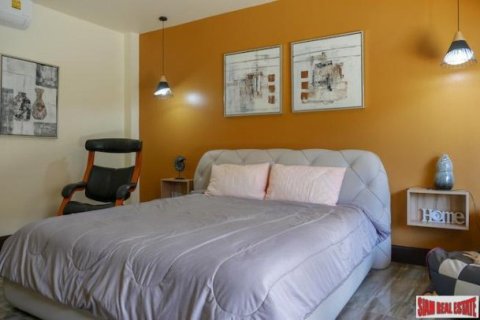 4 bedrooms Villa in Phuket, Thailand No. 97033 12