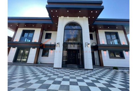 6 bedrooms Villa in An Thach Trung, Vietnam No. 20225 5