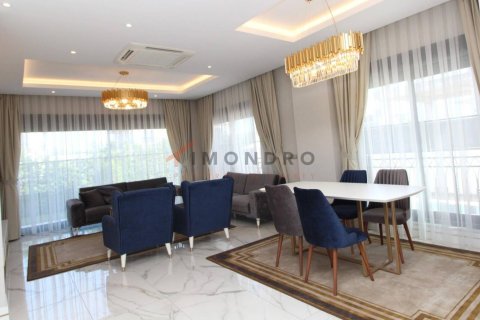 4 bedrooms Villa in Tan Xuan, Vietnam No. 17231 11