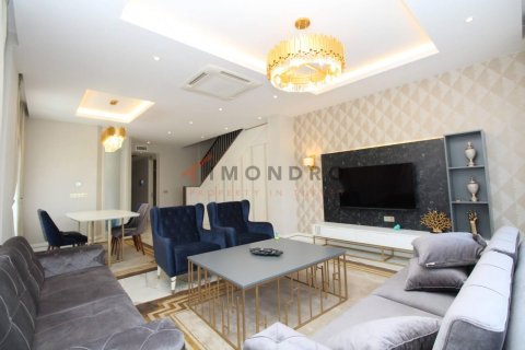 4 bedrooms Villa in Tan Xuan, Vietnam No. 17231 16