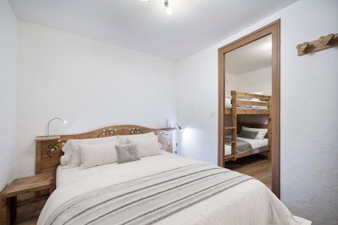 4 bedrooms House in Les Belleville, France No. 100064 13