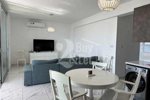 3 bedrooms Apartment in Germasogeia, Cyprus No. 82847 4