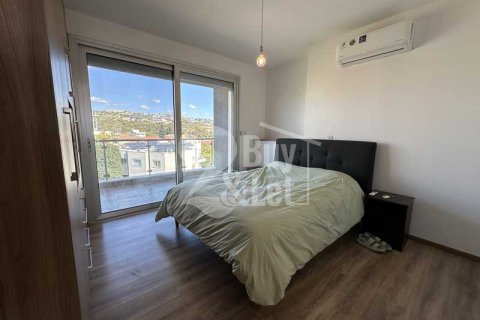 3 bedrooms Apartment in Germasogeia, Cyprus No. 82847 9