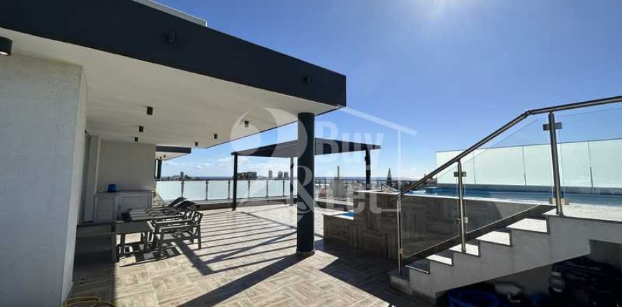 3 bedrooms Apartment in Germasogeia, Cyprus No. 82847