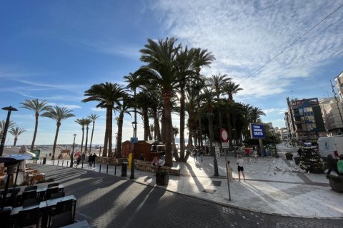 597m² Commercial property in Tung Chung Pho, Vietnam No. 84901 4