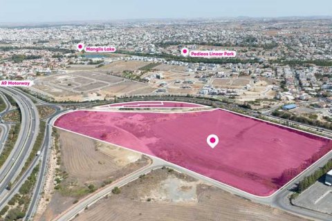 Коммерческая недвижимость в Лакатамия, Кипр №36408 1