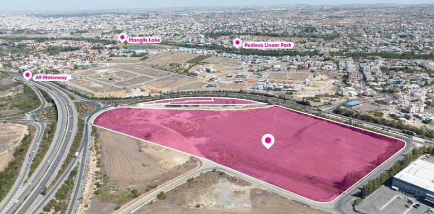 Коммерческая недвижимость в Лакатамия, Кипр №36408