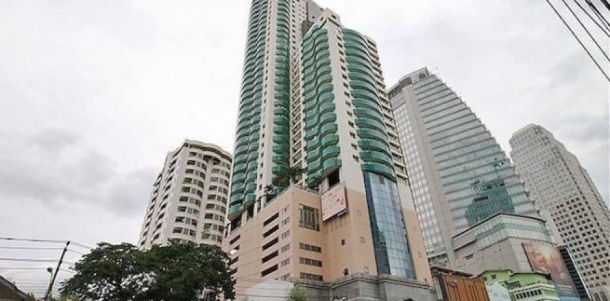 4 bedrooms Duplex in Bangkok, Thailand No. 96196