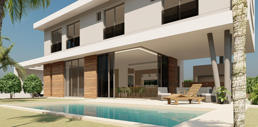 4 bedrooms House in Oroklini, Cyprus No. 100905