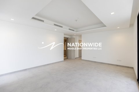 5 bedrooms Villa in Binh Duong, Vietnam No. 90927 18