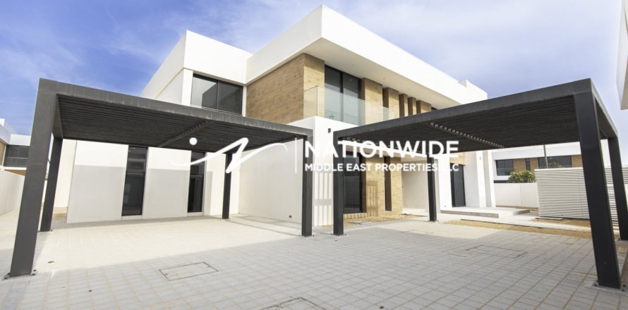 5 bedrooms Villa in Binh Duong, Vietnam No. 90927