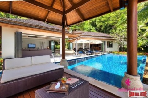 4 bedrooms Villa in Ko Samui, Thailand No. 96722 5